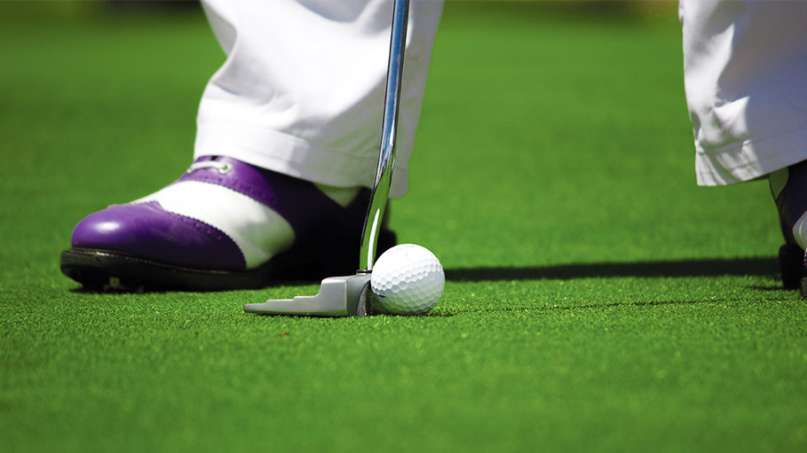 ‘Insider Trading' on the Golf Course Lowers Singapore Land Prices