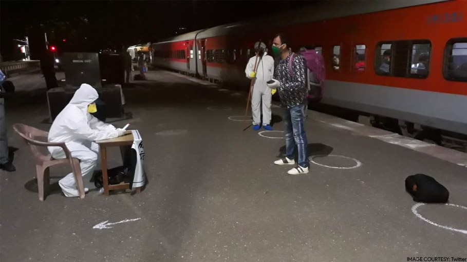 Delhi Government Issues Guidelines for Train Passengers Arriving from Outside