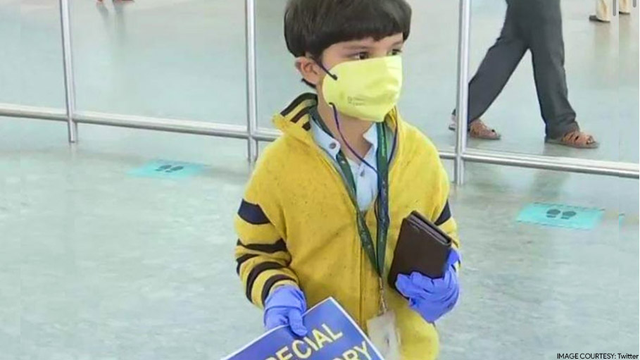 Five Year Old Boy Travels from Delhi to Bangalore All Alone Amidst the Outbreak