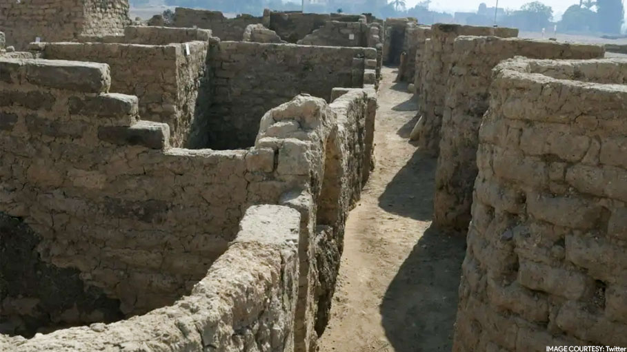 3,000-Year-Old 'Lost Golden City' Unearthed in City of Luxor : Egypt