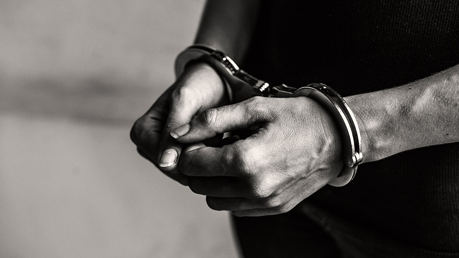 Murder: German Teacher Met Man Online, Cut up Body as "Cannibalistic Fantasy"