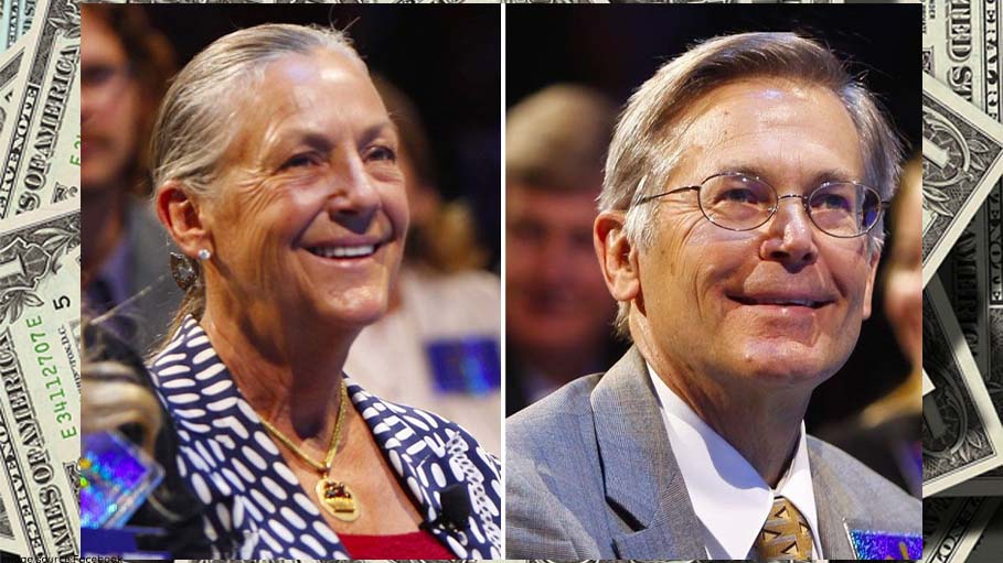 World's 25 Wealthiest Families Gained $312 Billion over Past Year