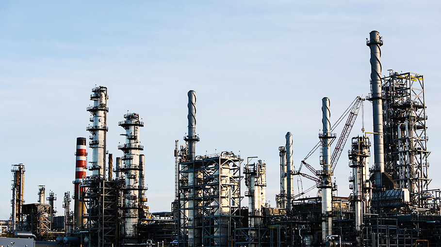Oil Prices Soared More than 4% after US Strike Kills Iranian General