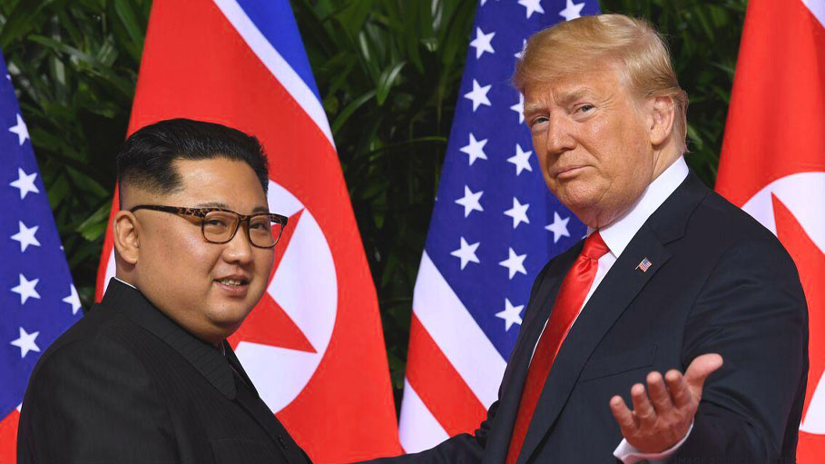 Government Records, Kim Jong-Un's "Love Letters" Found in Donald Trump's Resort