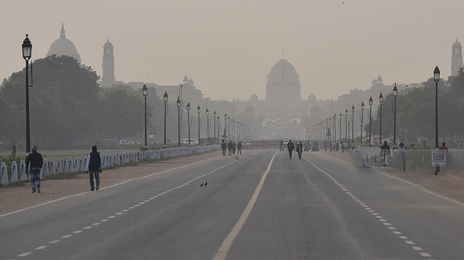 Delhi's Air Quality 'Very Poor', Likely to enter 'Severe' Zone on Diwali