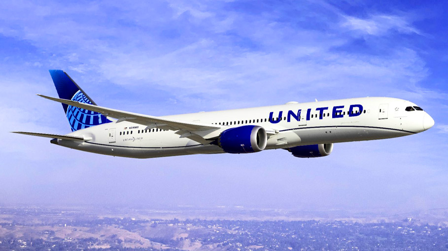 New York: United Airlines Says Unvaccinated Employees Can Return to Work