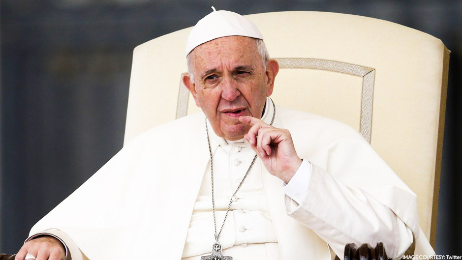 Pope Francis Stuck for 25 Minutes in Elevator, before Being Rescued by Firefighters