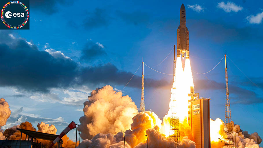 World's 1st Commercial Re-Programmable Satellite Blasts into Space