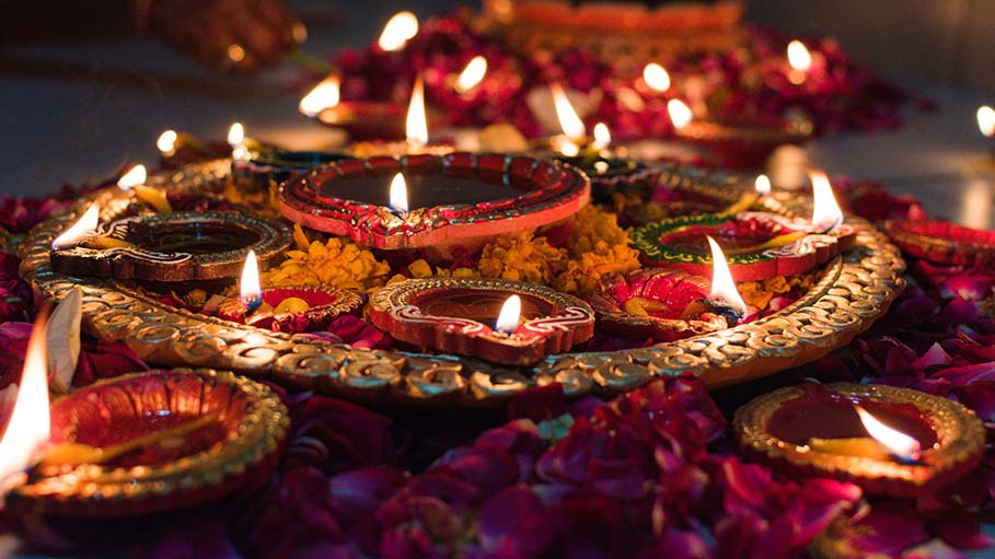 Green Court Notice to MoEF to Ban Fire Crackers from November 7-30