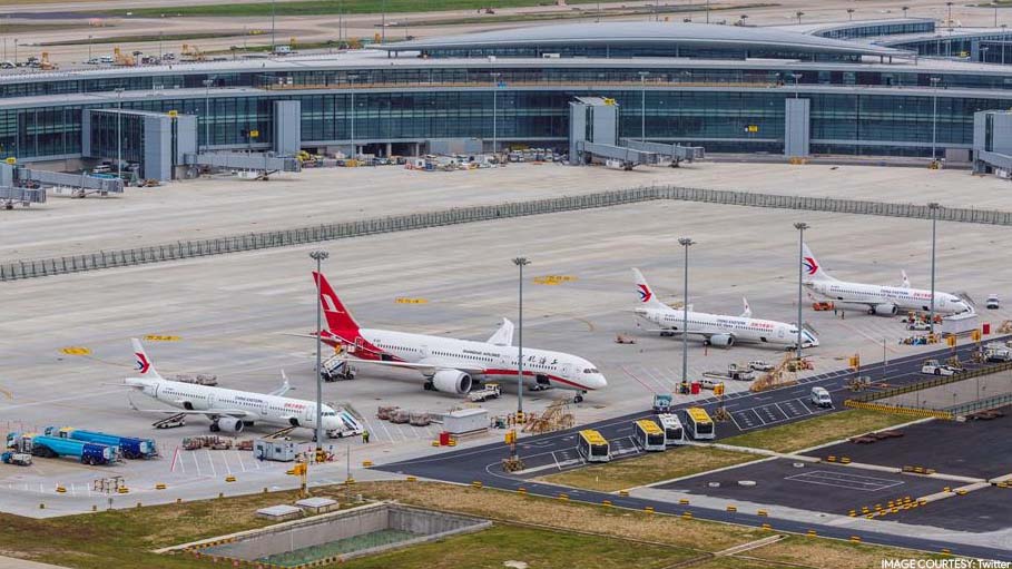 Shanghai’s Pudong Airport Conducts Mass Testing of Staff after Covid Cases Reported