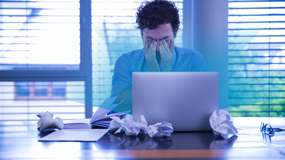 Blue Light is Leading to Blindness: How Can You Prevent It