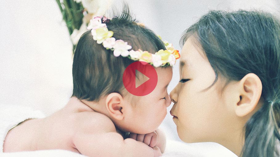 Cutest & Funniest Baby Videos Going Viral on Social Media. Here’s Why!