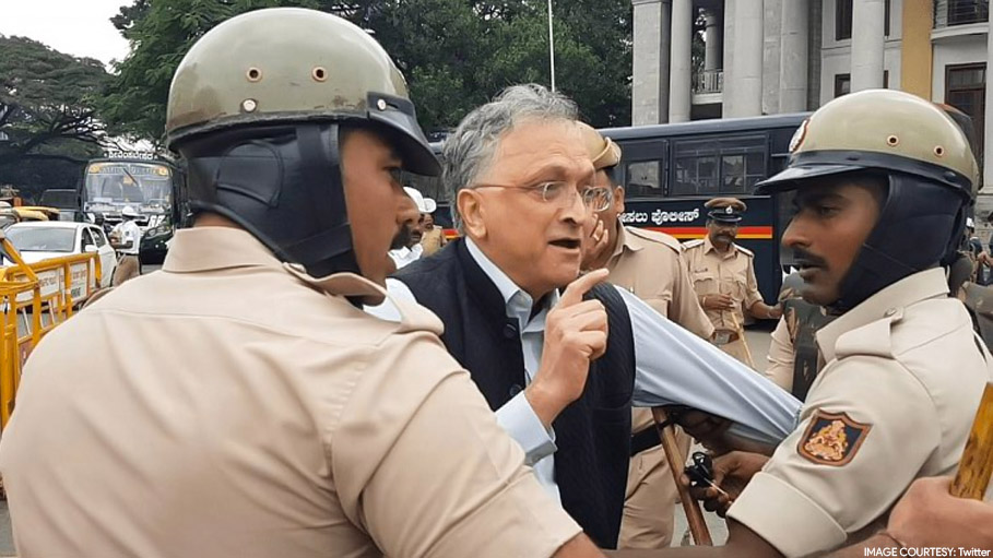 Historian Ramachandra Guha Detained by Police for Protesting against Citizenship Law