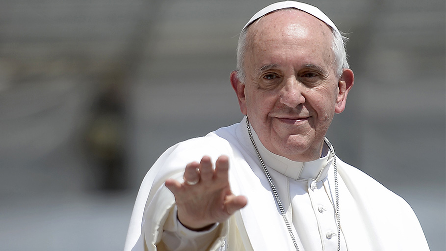 Pope Francis Says “War is Insane” on the Russian and Ukraine Conflict