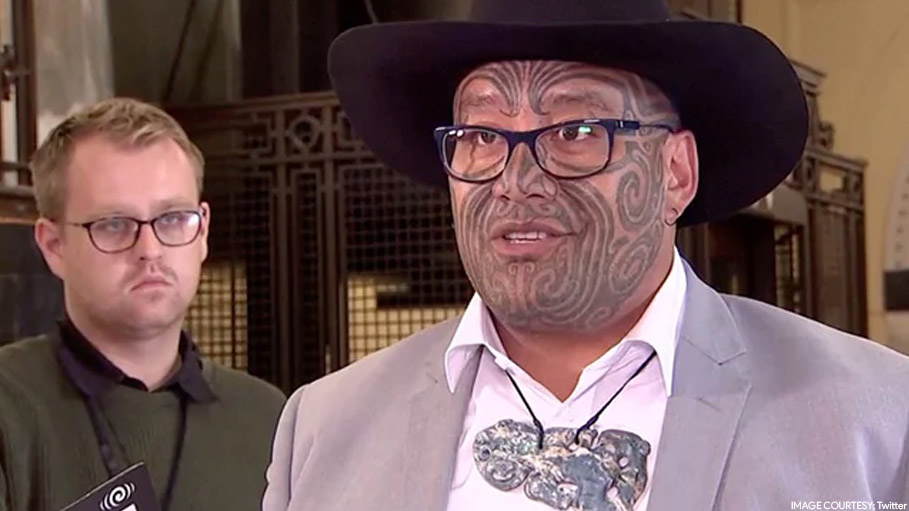New Zealand Maori Leader Ejected from Parliament for Not Wearing a Necktie