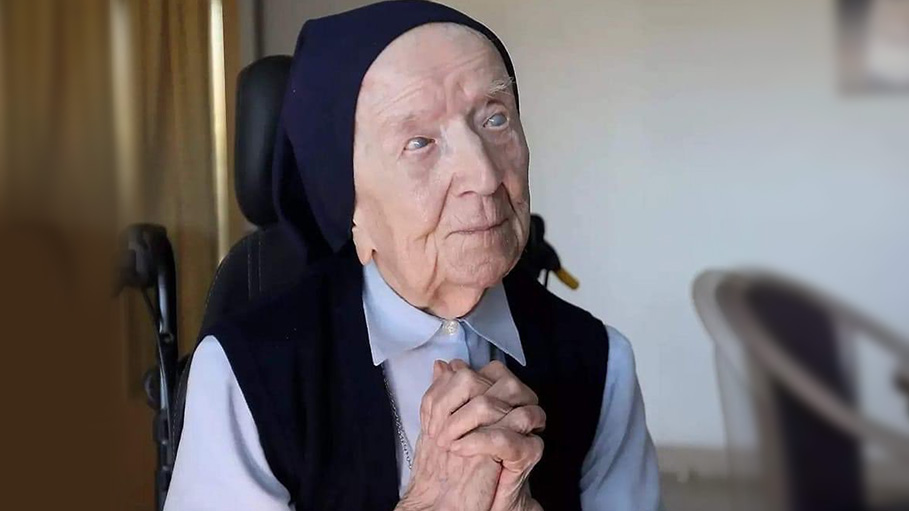 World's Oldest Known Person, a French Nun, Died Aged 118