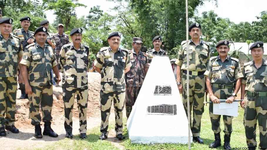 Smugglers Shoot Border Force Personnel near Bangladesh Border