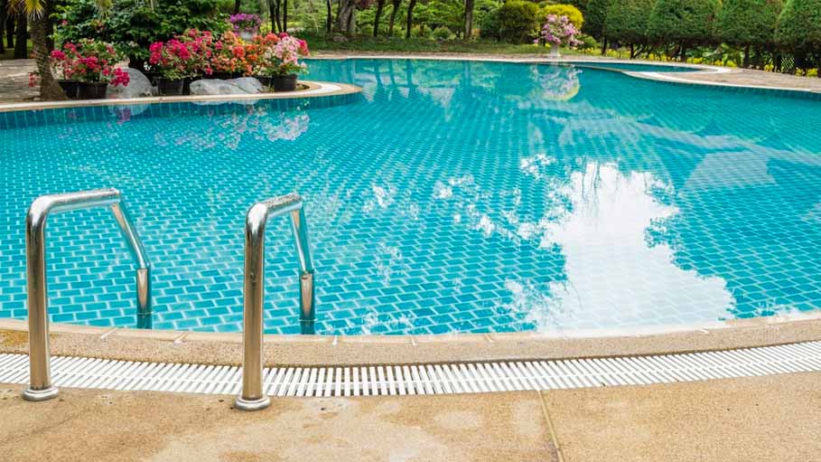 France Deploys Artificial Intelligence System to Spot Hidden Swimming Pools