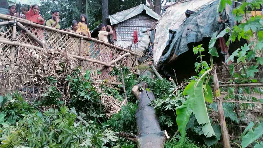 Cyclone Sitrang: 7 Killed, Thousands Evacuated in Bangladesh