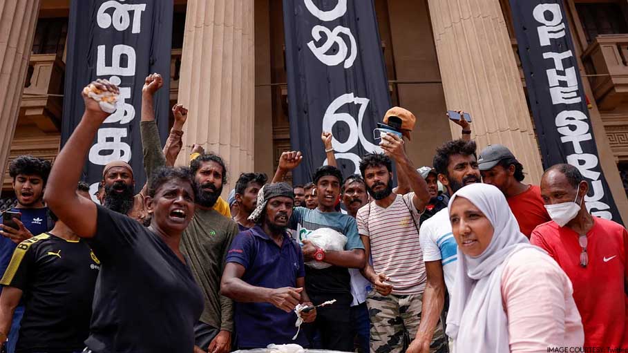 Sri Lanka President Says "Non-Violent Protests" to Continue after Lockdown