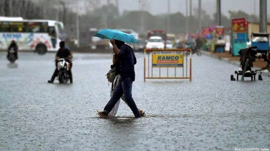 Heavy Rain, Thunderstorms in Kerala for Next 5 Days : Yellow Alert