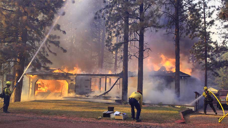 Wildfire Spreads in California, Thousands Told to Evacuate