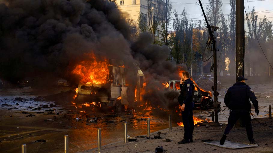 Putin Signs Order to Increase Security of Crimea Bridge after Explosion