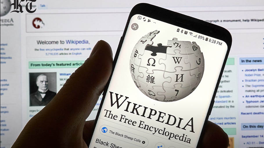 Wikipedia Back in Pakistan Days after 
