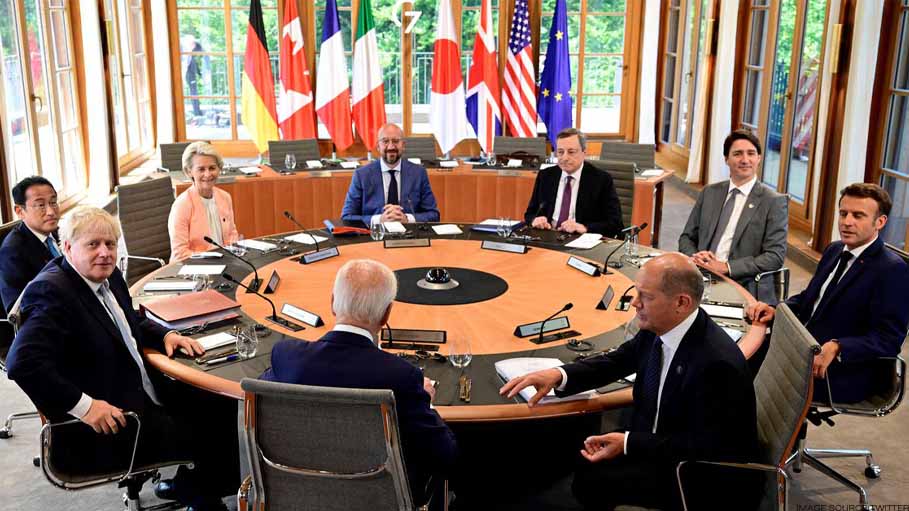 Biden Urges G7 Leaders to "Stay Together" Against Russia