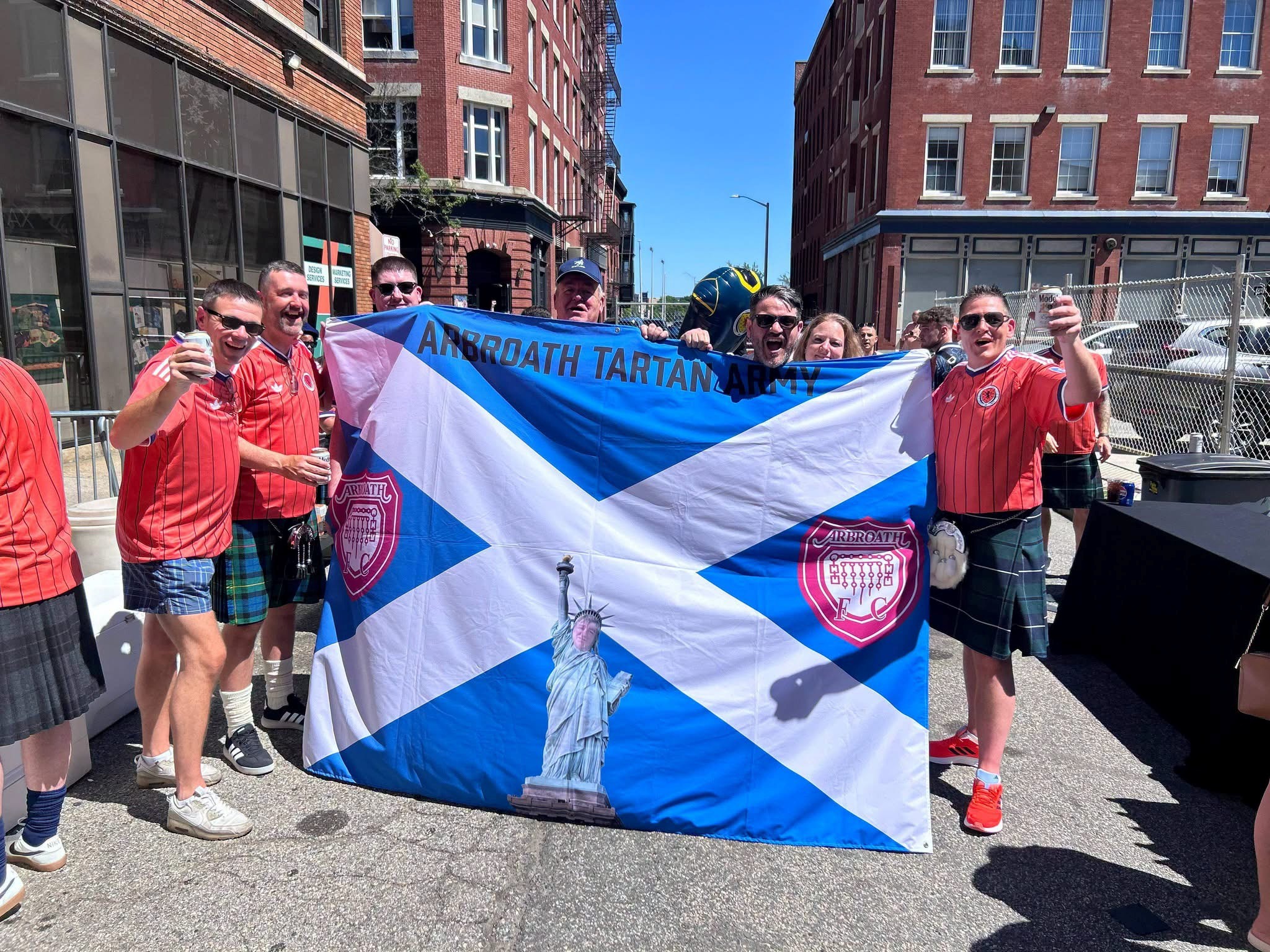 tartan-army-reward-us-hosts-with-charity-donations-tfn