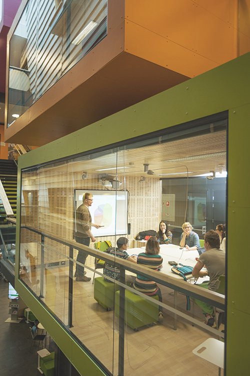 A group of students in Frami Campus.