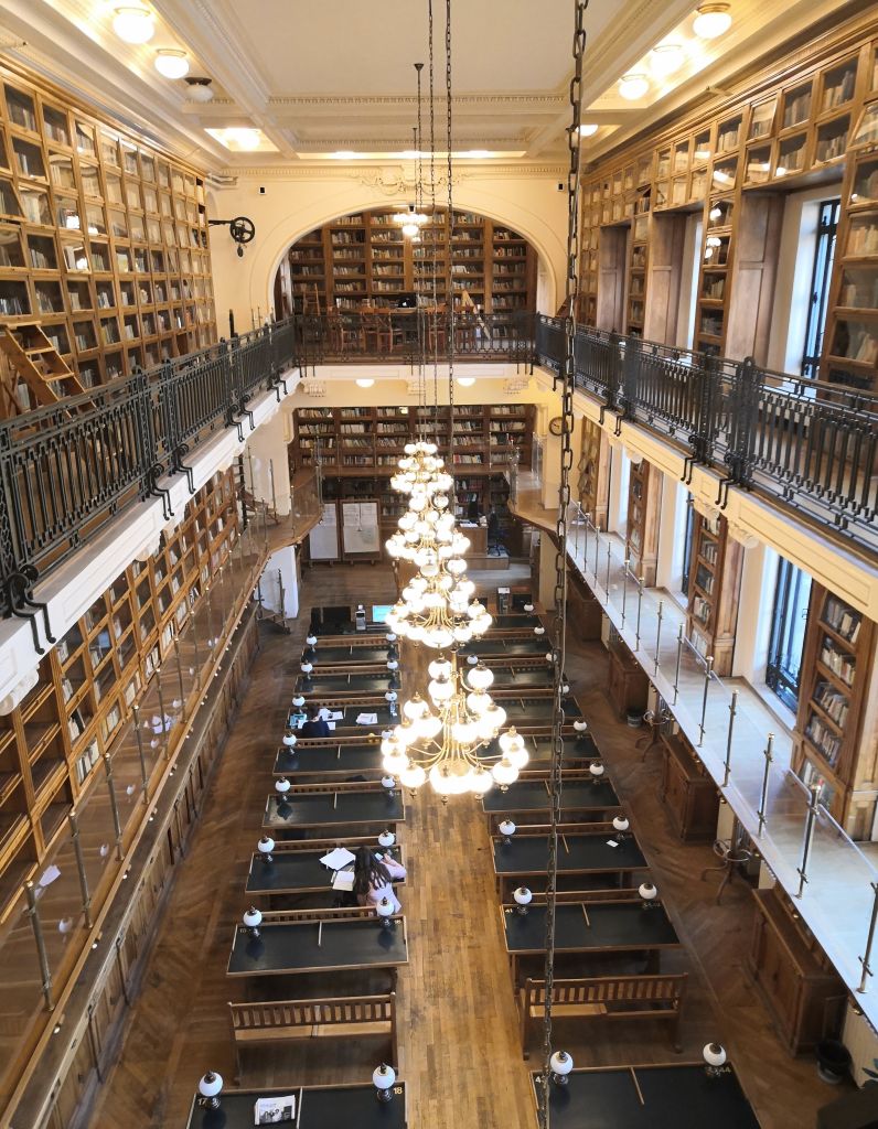 Interior of a Romanian library.