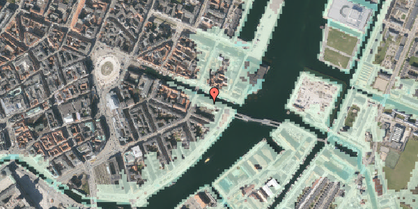 Stomflod og havvand på Nyhavn 42A, 5. th, 1051 København K