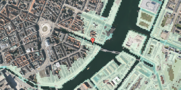 Stomflod og havvand på Nyhavn 42B, 3. th, 1051 København K