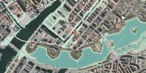 Stomflod og havvand på Overgaden Oven Vandet 22, 1415 København K