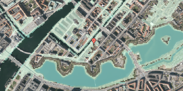 Stomflod og havvand på Overgaden Oven Vandet 28A, 1415 København K
