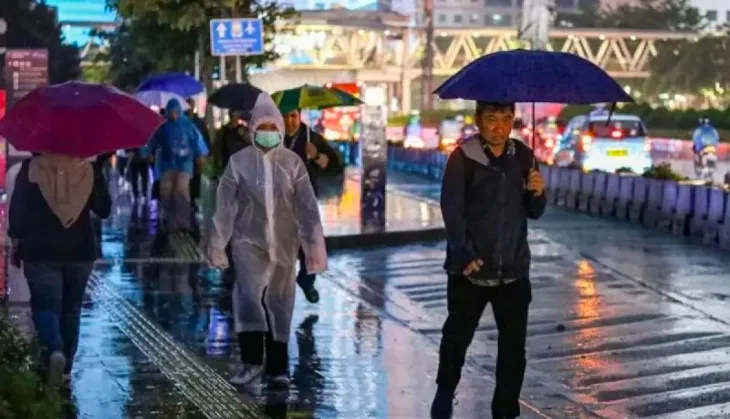 Cuaca Jakarta Hari Ini: Diprediksi Hujan pada Siang hingga Malam Hari