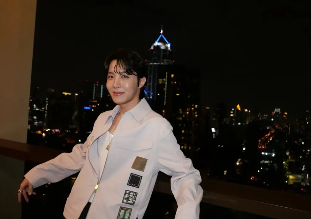 J-Hope BTS Akan Merilis Dua Single Solo Lainnya di Tahun Ini