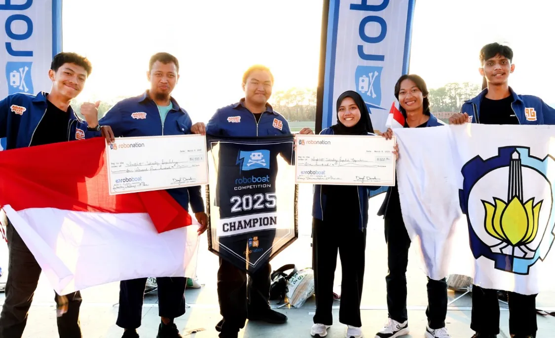 Tim Barunastra ITS Raih Juara Pertama Kompetisi Robot Kapal Internasional di AS