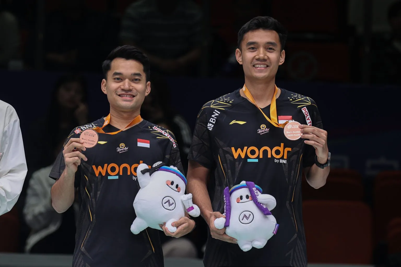 Alami Cedera Lutut, Leo Rolly Carnando Mundur dari Tim Piala Sudirman 2025