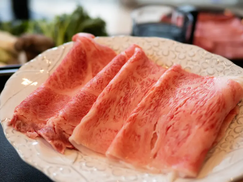 表裏が変わっても内側の細い線は湯を待つ