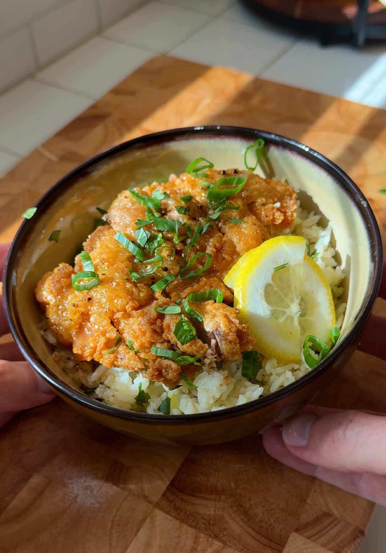Lemon Garlic Chicken Rice Bowl