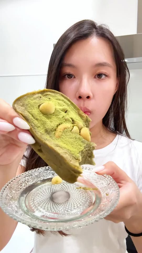 Matcha High-Protein Microwave Cake