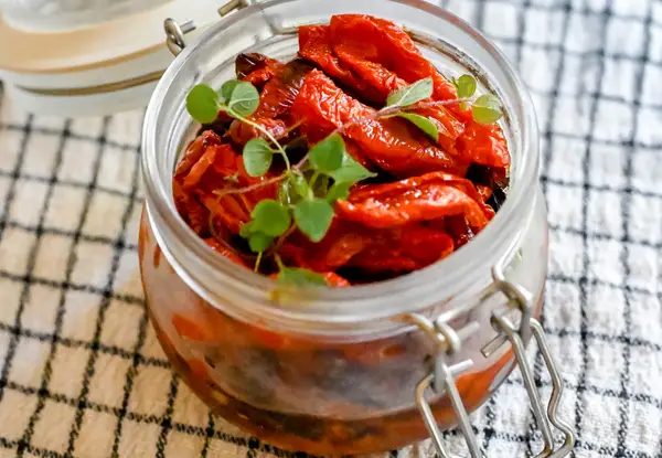 Homemade Sun-Dried Tomatoes