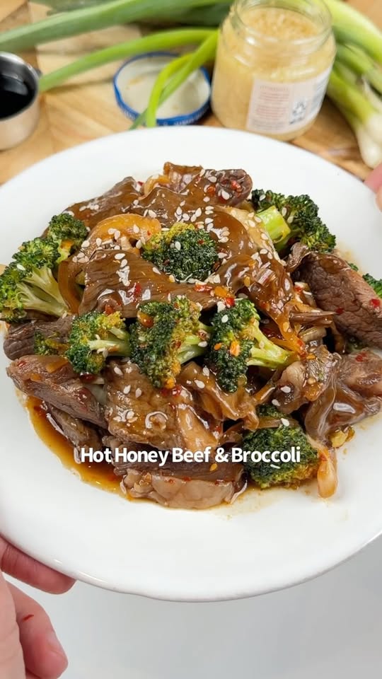 Hot Honey Slow Cooker Beef & Broccoli