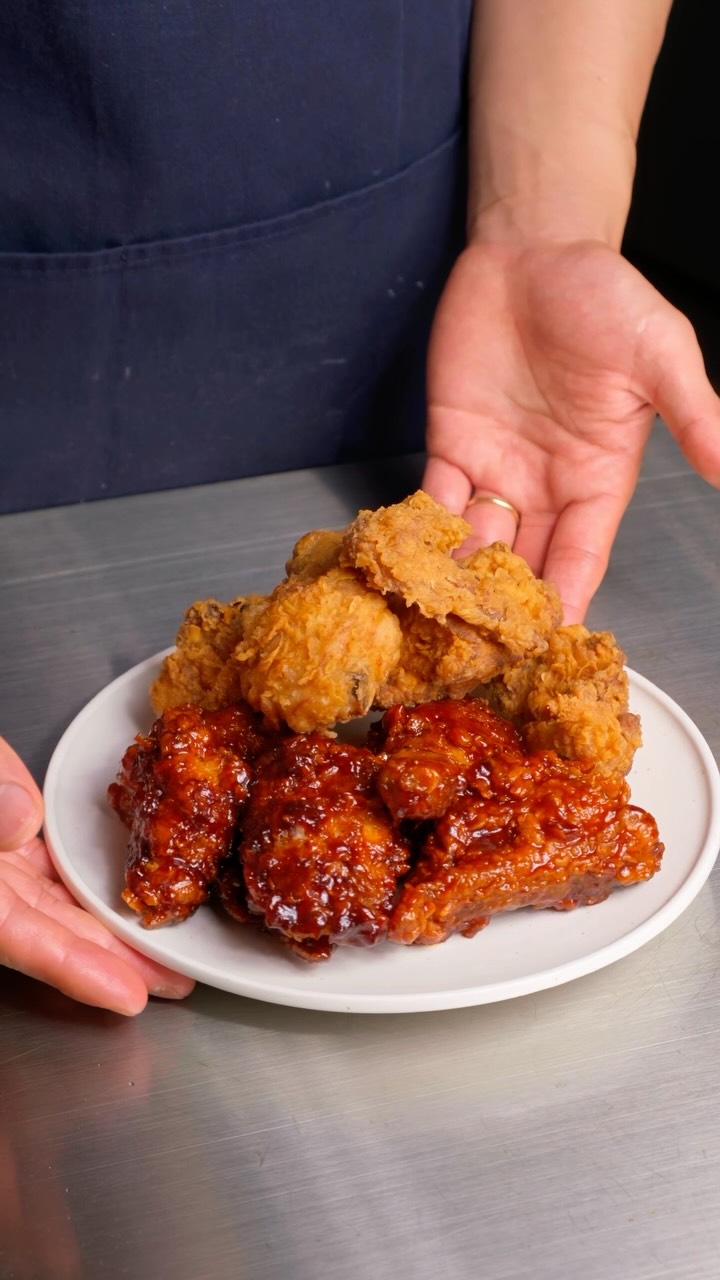 Korean Fried Chicken (Yangnyeom Chicken)