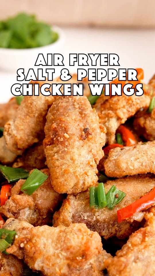 Air-Fryer Salt and Pepper Chicken Wings
