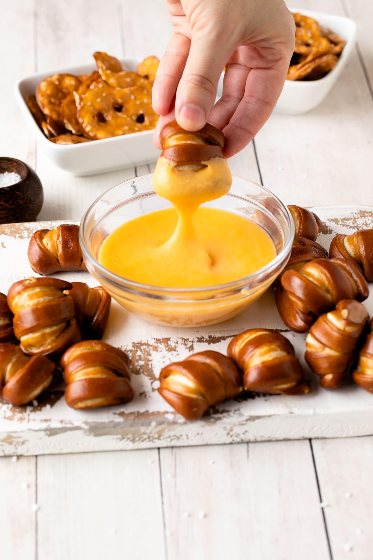 Pretzel Cheese Dip