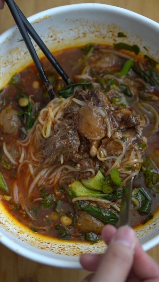 Oxtail Thai Beef Noodle Soup (Instant Pot)