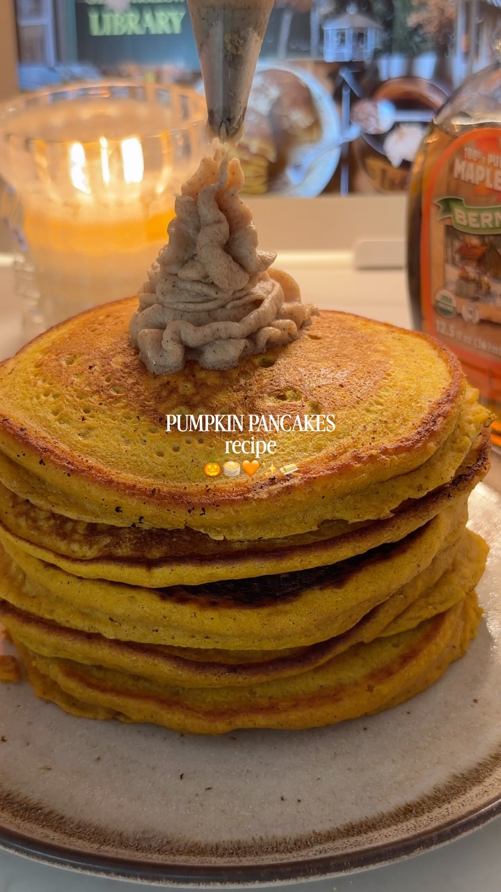 Fluffy Pumpkin Pancakes